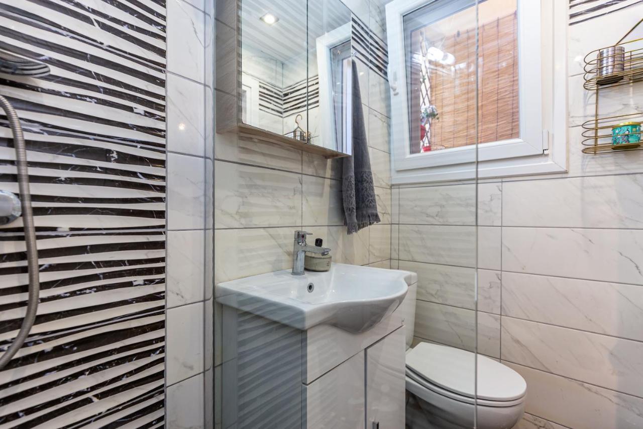 Casa Di Rosi, Seaview In Corfu Town Apartment *